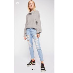 ANTHROPOLOGIE LEVIS 501 THRASHED RAW JEANS 28 W